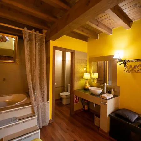 Casa Quimeradearavalle Dos Holiday home Gilgarcia